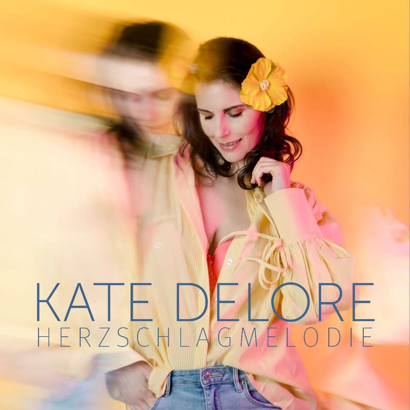 „Herzschlagmelodie“ – Authentisch, mutig, ansteckend: Die wundersame Wandlung der Kate Delore